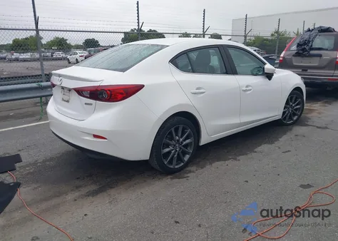 2018 Mazda Mazda3 Touring from USA, damaged, VIN 3MZBN1V32JM209884